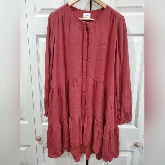 Aritzia Wilfred Barossa Dress Size Medium Tiered Mini Solid Red Carmine L Sleeve - Picture 6 of 15